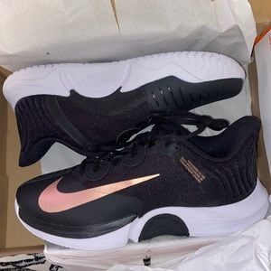 W Nike Air Zoom GP Turbo HC Tennis Shoes